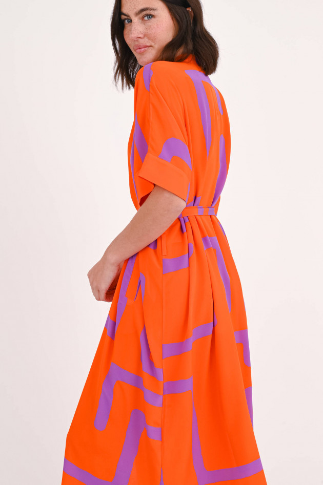 Lu Li Lina Seidenkleid gemustert in Orange/Lila