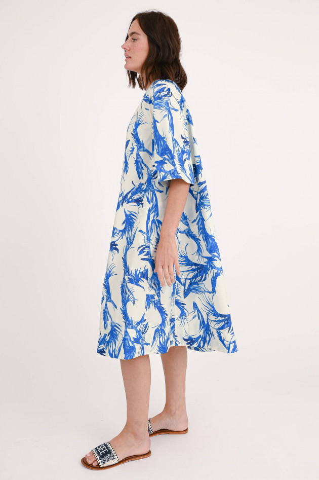 Lu Li Lina Gemustertes Kleid aus Baumwolle in Natur/Blau