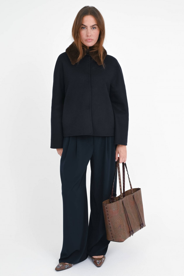 Manzoni 24 Cashmere-Mix-Jacke mit Fellkragen in Navy