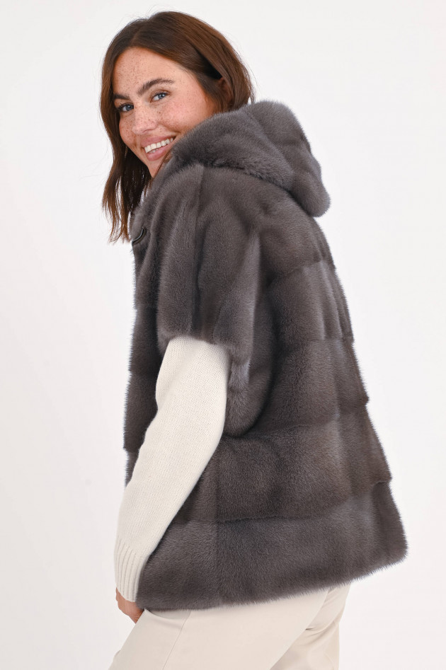 Manzoni 24 Gilet aus Nerz in Taupe