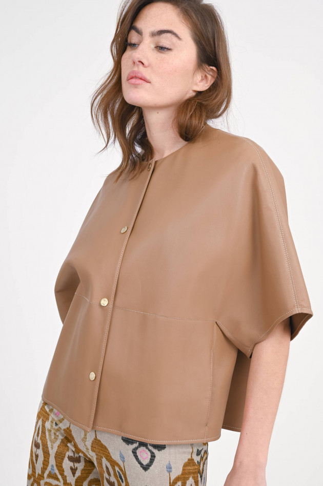 Manzoni 24 Kurzarm Lederjacke/Cape in Caramel