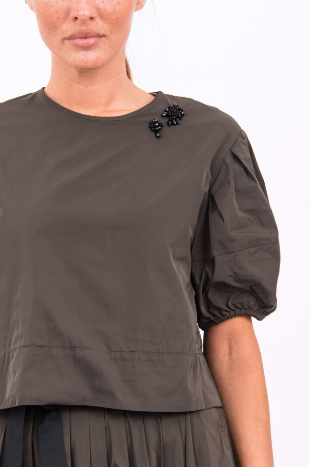 Max Mara-S Blusenshirt mit Brosche in Oliv