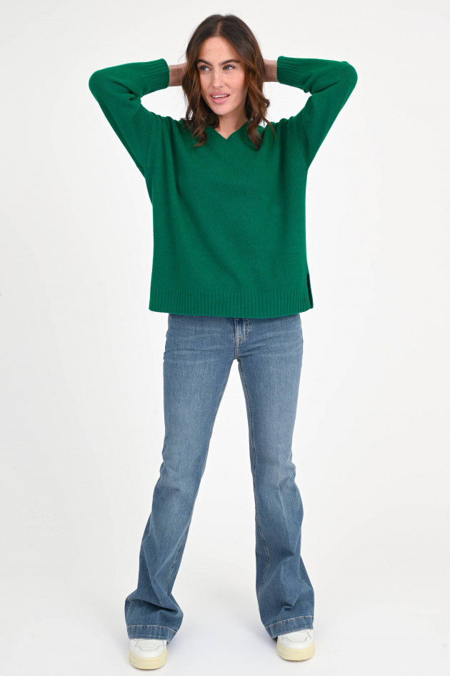 backMax Mara Weekend Pullover mit V-Ausschnitt in Smaragdgrün