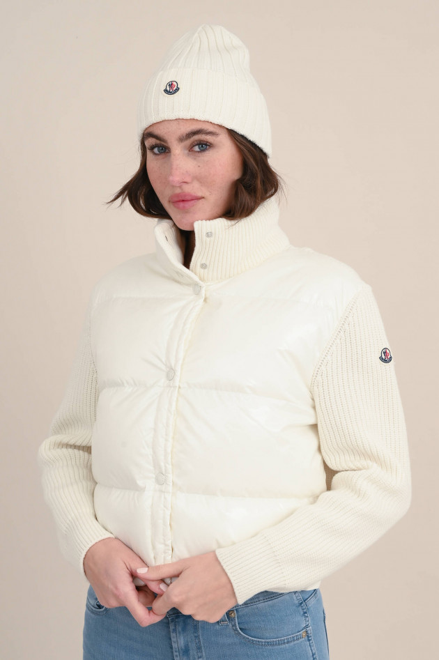 Moncler Mütze mit Logo-Patch in Naturweiß