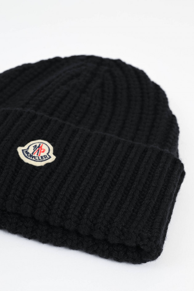 Moncler Mütze mit Logo in Schwarz