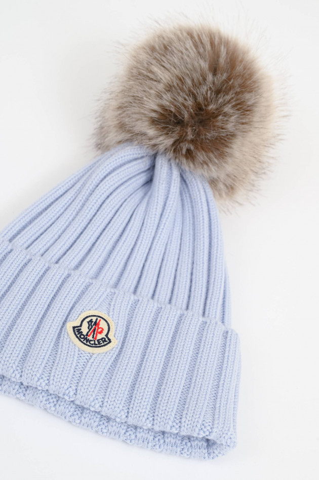 Moncler Wollmütze mit Logo in Hellblau