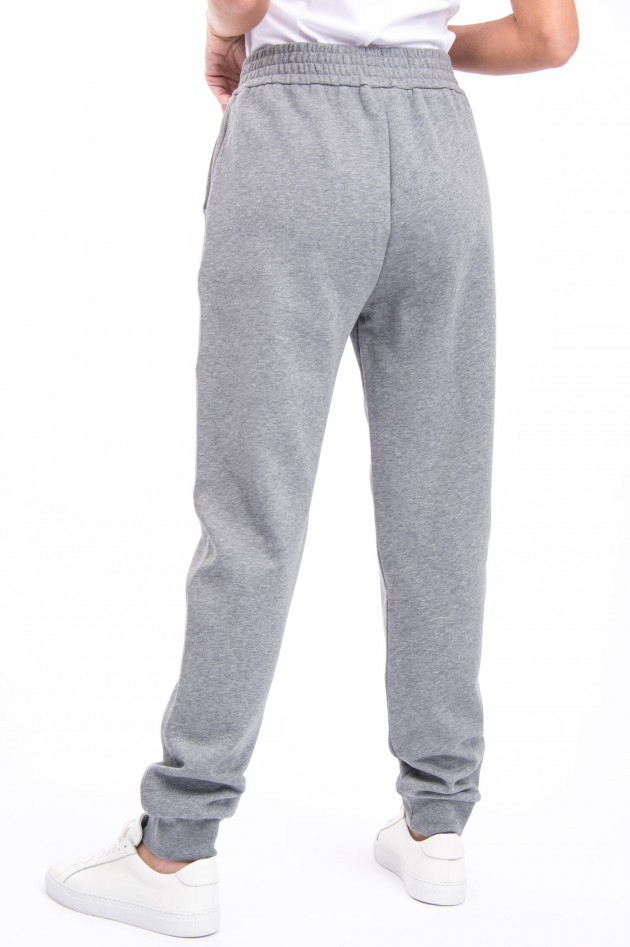 Moncler Jogging-Hose mit Schriftzug in Grau