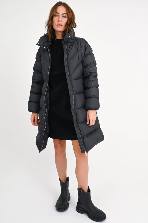 Moncler Kleid aus Samt in Schwarz