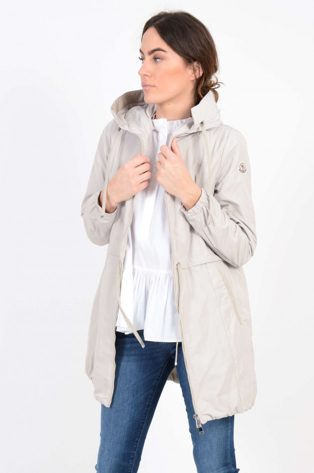 topaz moncler