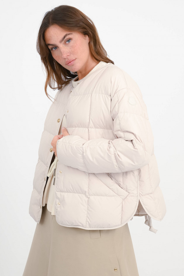 Moncler Kurze CARAMAGNE Daunenjacke in Creme