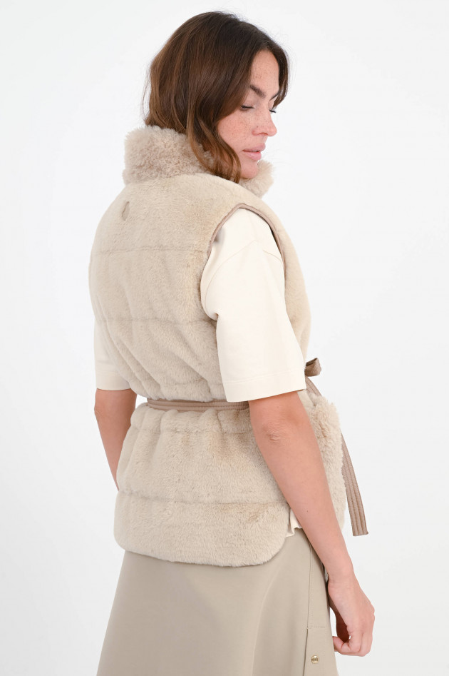Moncler DaunenwesteJOUI aus Kunstfell in Creme