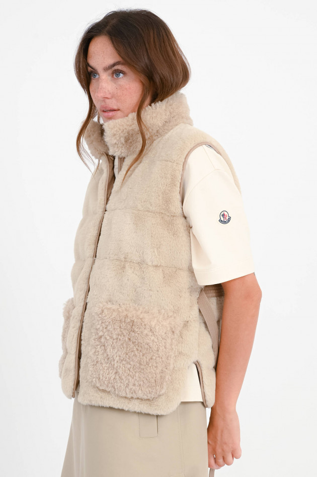 Moncler DaunenwesteJOUI aus Kunstfell in Creme