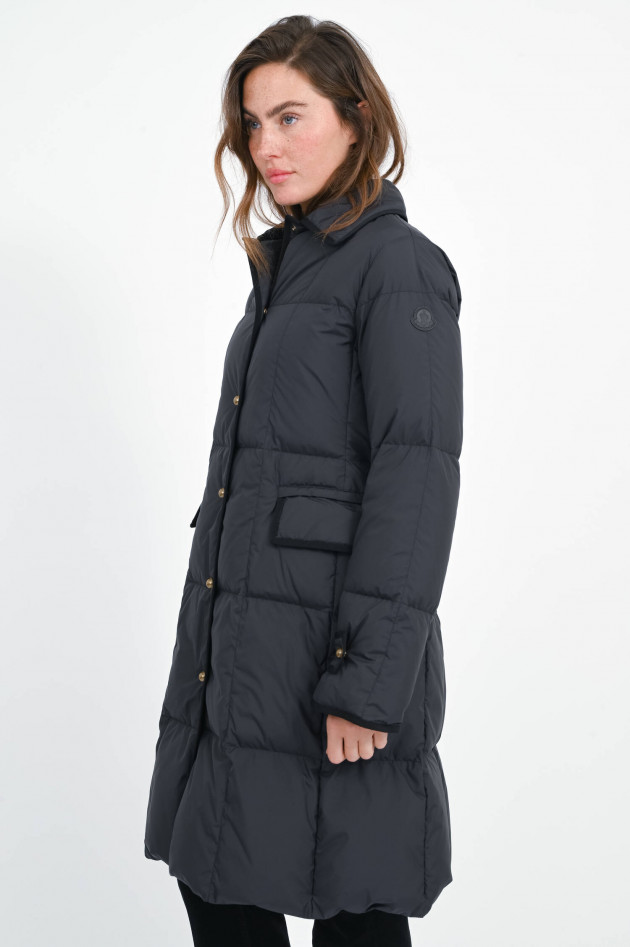 Moncler Daunen Steppmantel mit Hemdkragen in Black