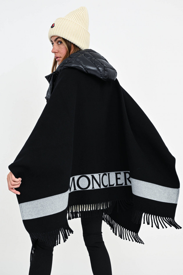 Moncler Woll-Cape mit Daunenstepp-Kapuze in Schwarz