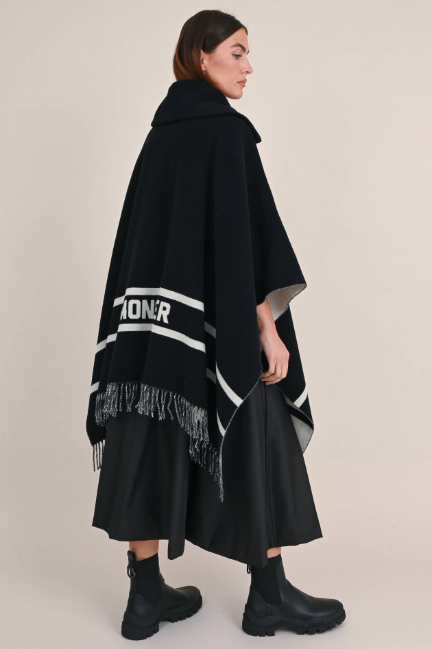 Moncler Cape aus Wollfilz in Schwarz