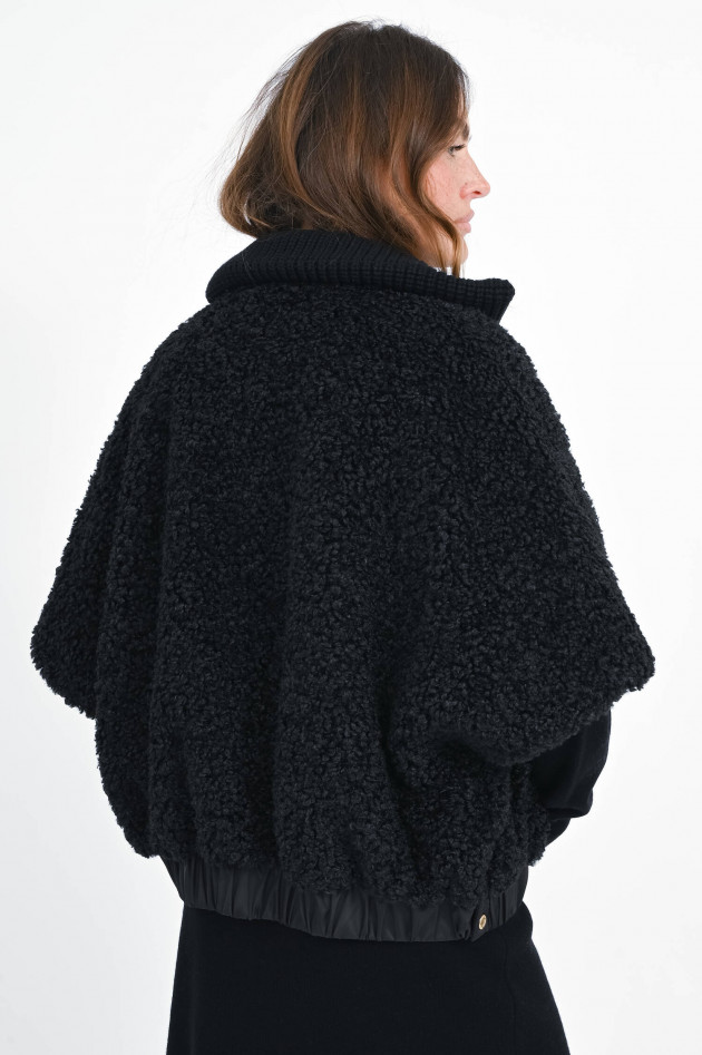 Moncler Wende-Cape-Jacke in Schwarz Moncler Wende-Cape-Jacke in Schwarz