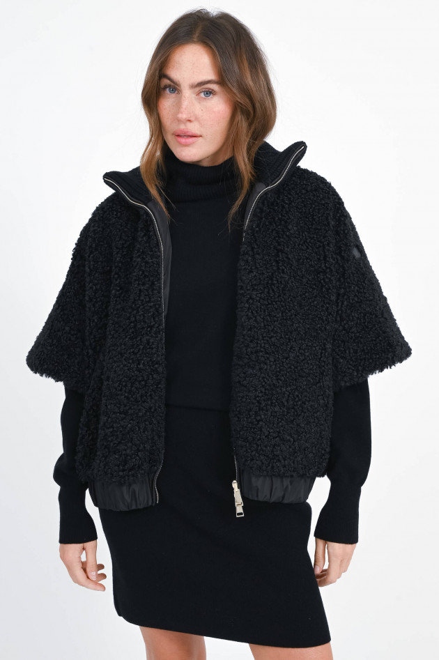 Moncler Wende-Cape-Jacke in Schwarz Moncler Wende-Cape-Jacke in Schwarz