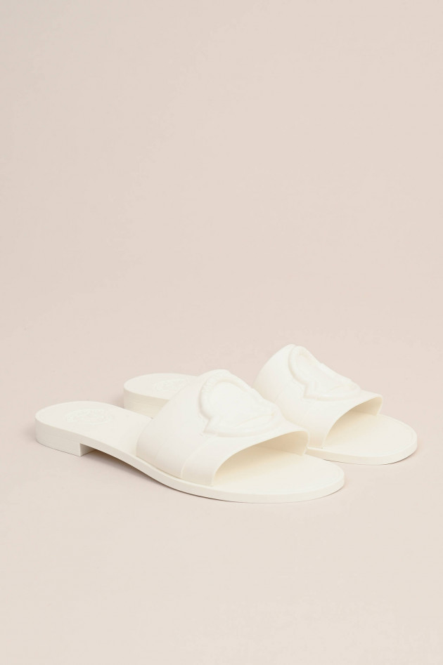 Moncler Slipper mit Ton-in-Ton-Logo in Creme