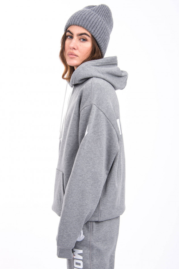 Moncler Hoodie mit Label-Schriftzug in Grau