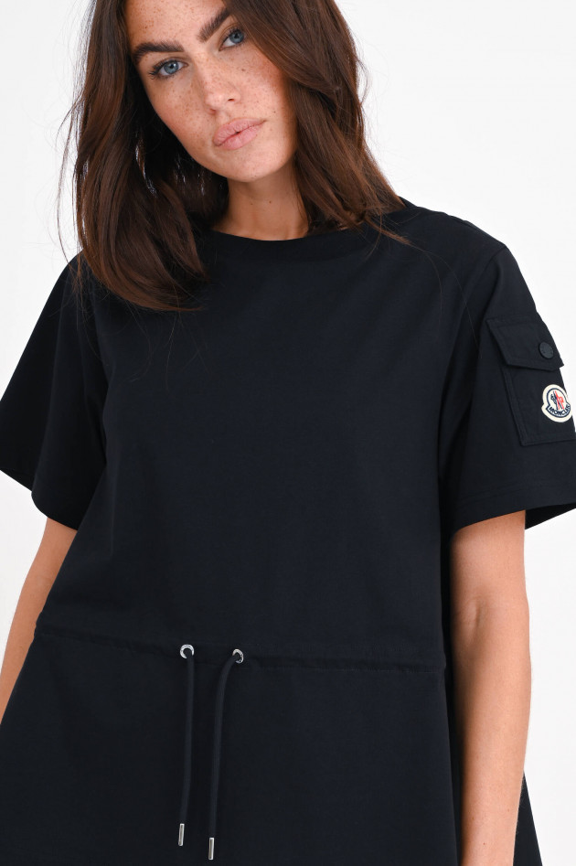 Moncler T-Shirt mit Schößchen in Schwarz