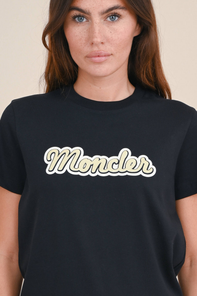 Moncler T-Shirt mit Schriftzug in Schwarz