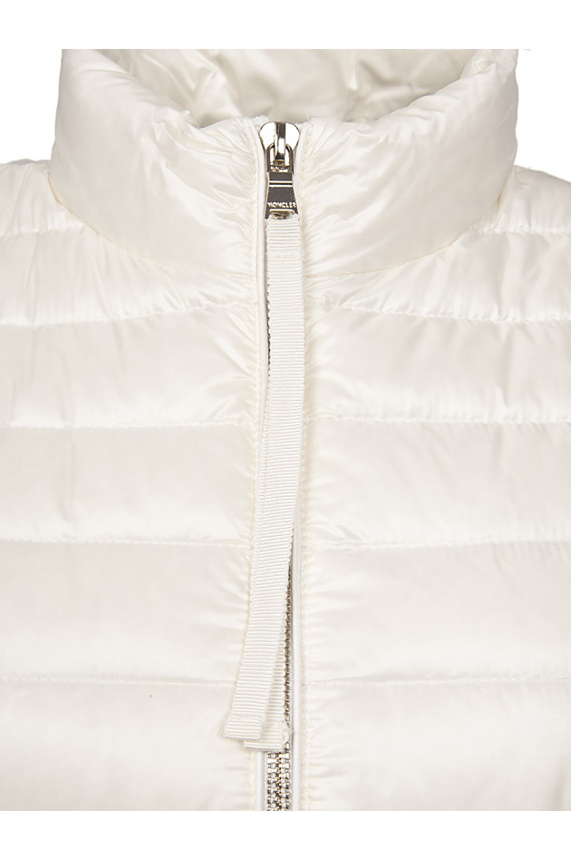 Moncler Leichtdaunenjacke BLEIN mit Rüschen in Natur