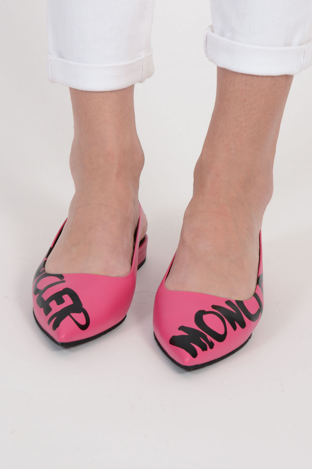 Moncler Slippers in Pink