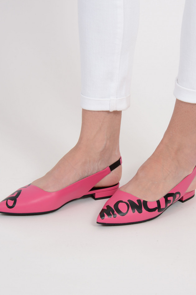 Moncler Slippers in Pink