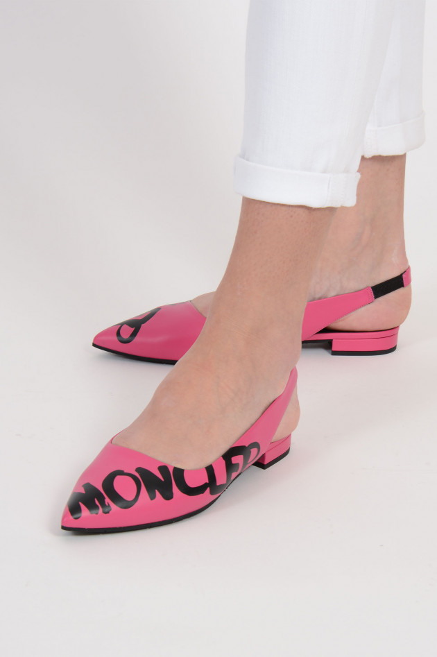 Moncler Slippers in Pink