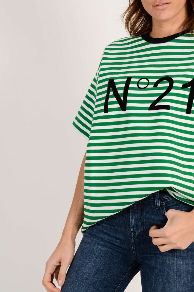 N°21 T-Shirt aus Baumwolle in Grün/Weiß gestreift