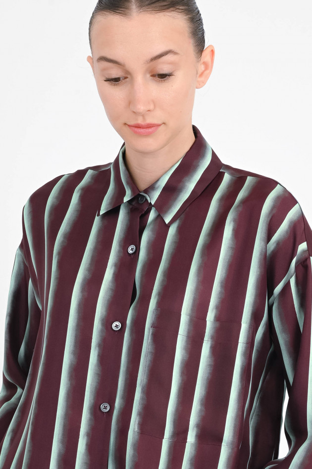 Odeeh Gestreifte Bluse aus Seide in Aubergine/Türkis