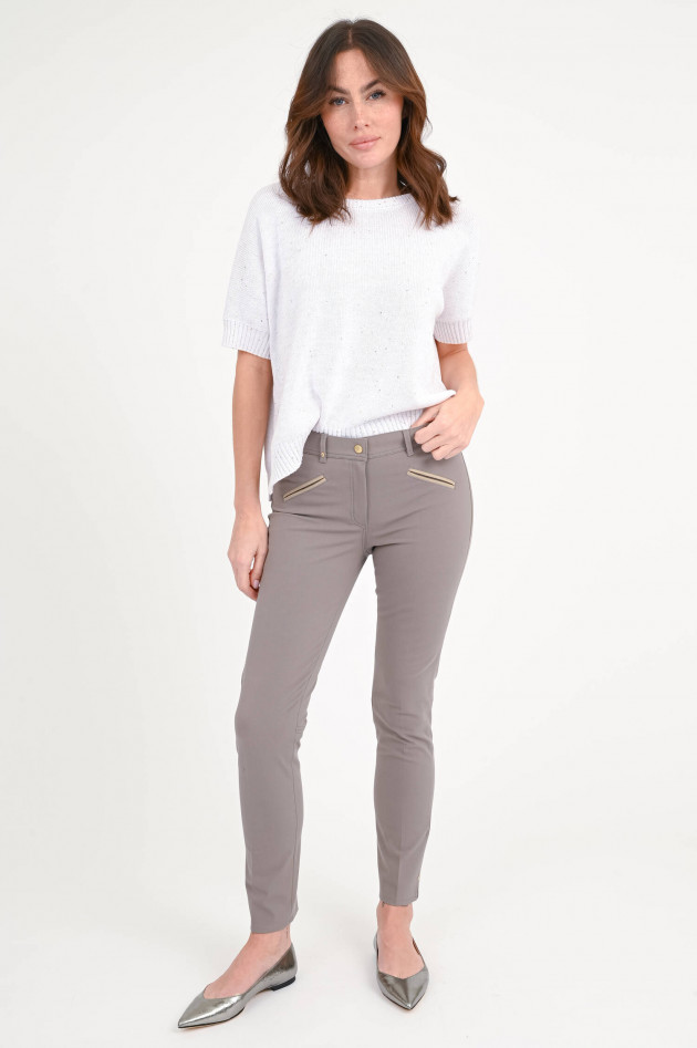 Pamela Henson  Chino ROYAL mit Lederdetails in Taupe
