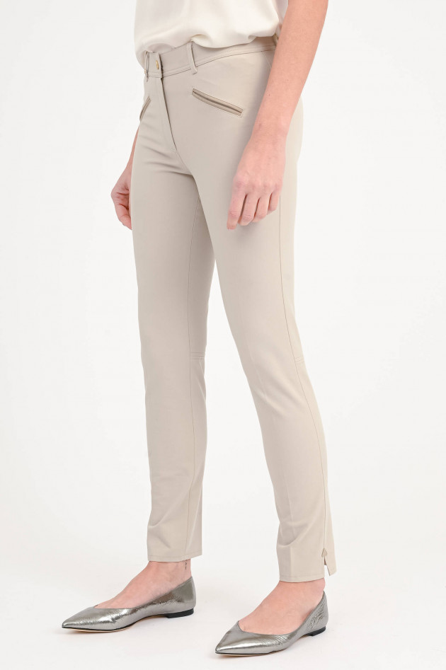 Pamela Henson  Chino ROYAL mit Lederdetails in Grau