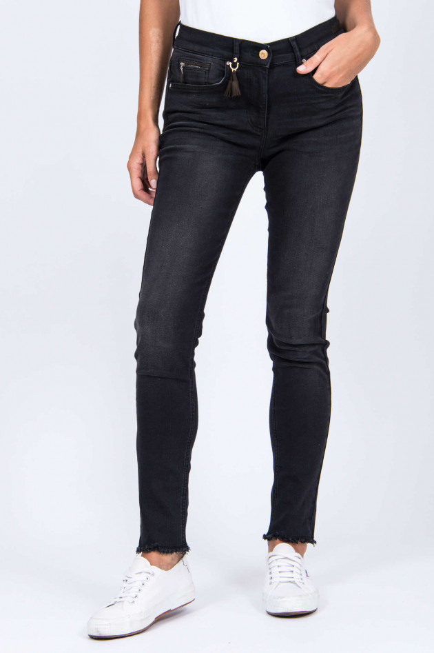 Pamela Henson Jeans mit Waschung in Schwarz