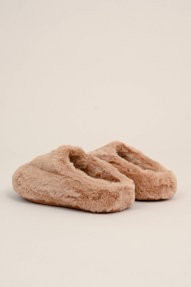 Pao Plüsch Pantoffeln in Camel