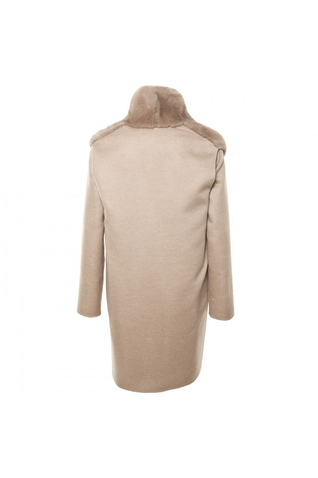 Manzoni 24 Pelzmantel in Camel