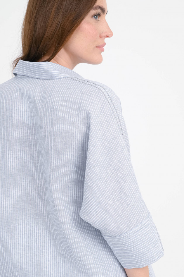 Peserico  Gestreifte Bluse mit Perlen-Detail in Blau/Weiß
