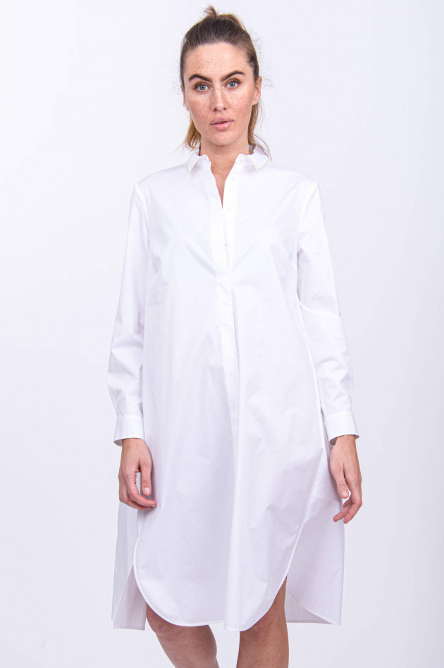 Peserico Blusenkleid mit Schmucksteinkette in Weiß
