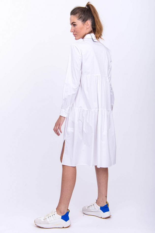 Peserico Blusenkleid mit Schmucksteinkette in Weiß