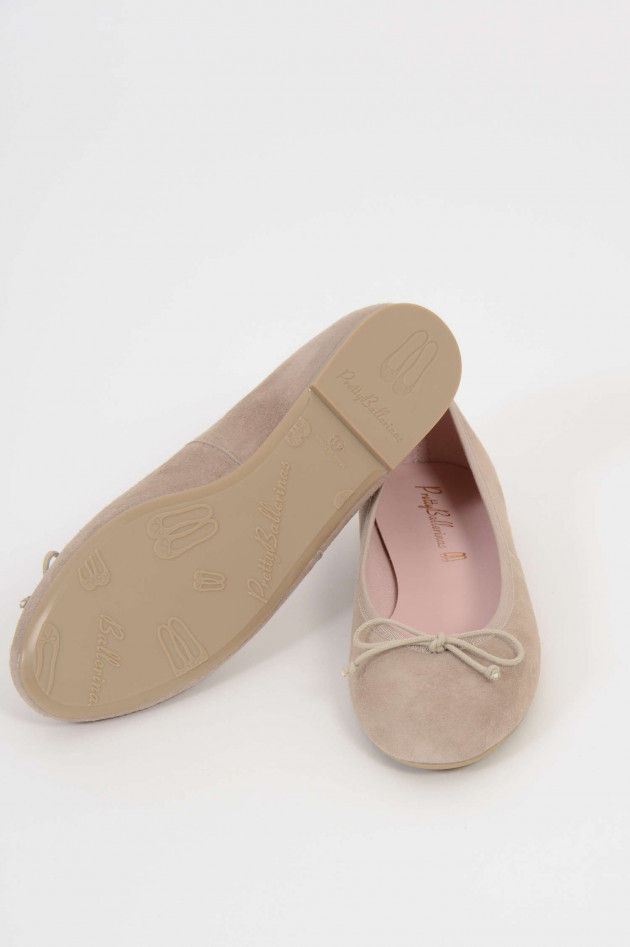 Pretty Ballerinas Ballerinas aus Veloursleder in Beige