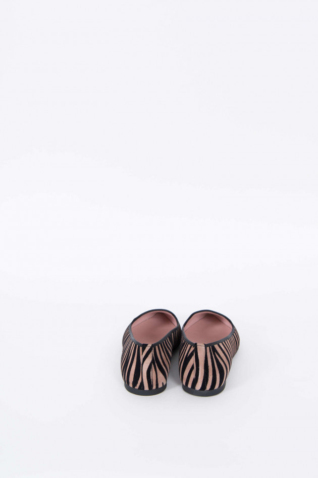 Pretty Ballerinas Zebra Loafers in Schwarz/Braun