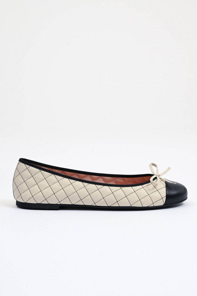 Pretty Ballerinas  Gesteppte Ballerina in Creme/Schwarz