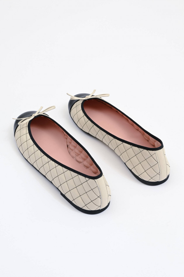Pretty Ballerinas  Gesteppte Ballerina in Creme/Schwarz