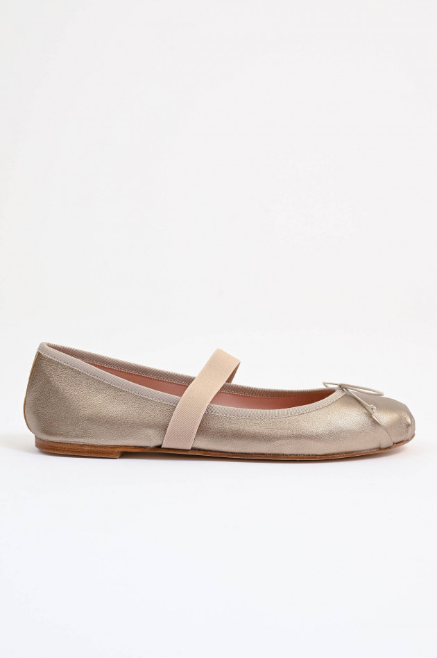 Pretty Ballerinas Ballerina AMI mit Riemen in Goldrose
