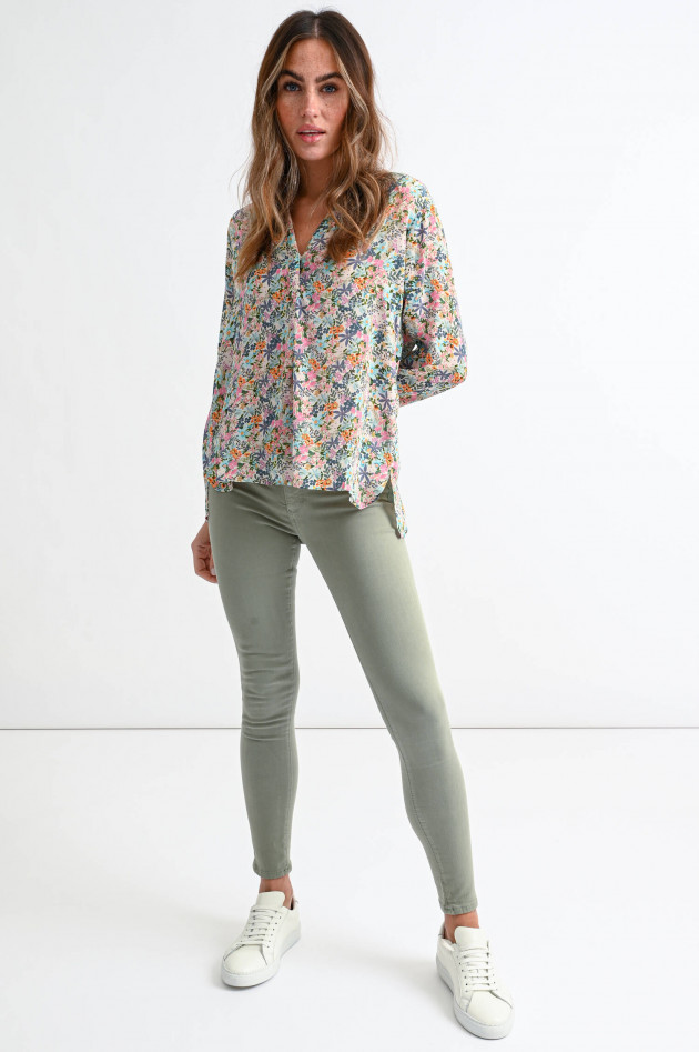 Princess goes Hollywood Oversized Blümchen-Bluse in Multicolor