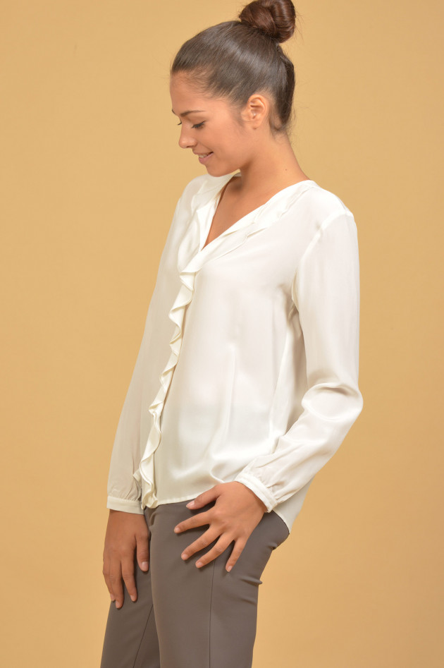 Repeat Seidenbluse mit Volant in Cream