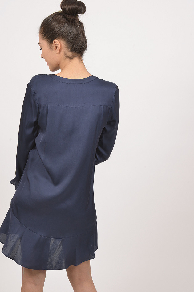 Repeat Kleid mit Volants in Navy