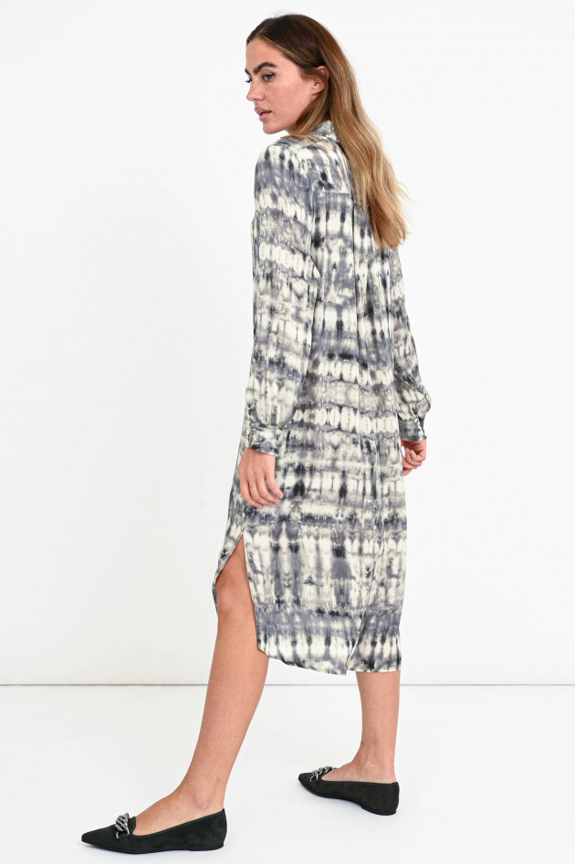 Repeat Seiden-Midi-Kleid mit Batik-Print in Grau/Weiß