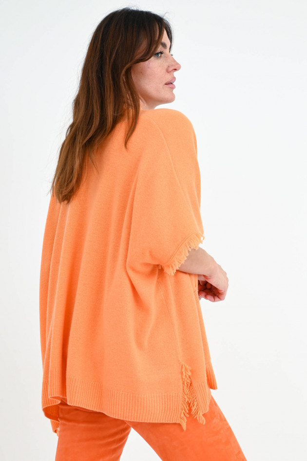 Repeat Cashmere Poncho mit Fransen in Papaya
