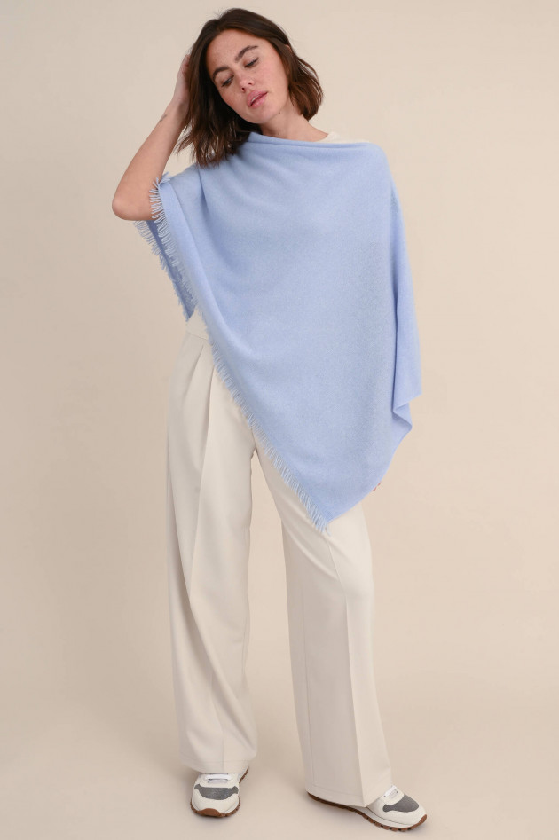 Repeat Poncho aus Cashmere in Hellblau